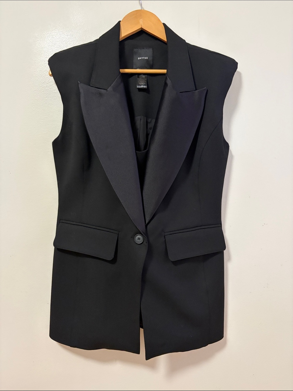 Smythe Tuxedo Vest Womens 12 Black Sleeveless Blazer Silk Satin Peak Collar